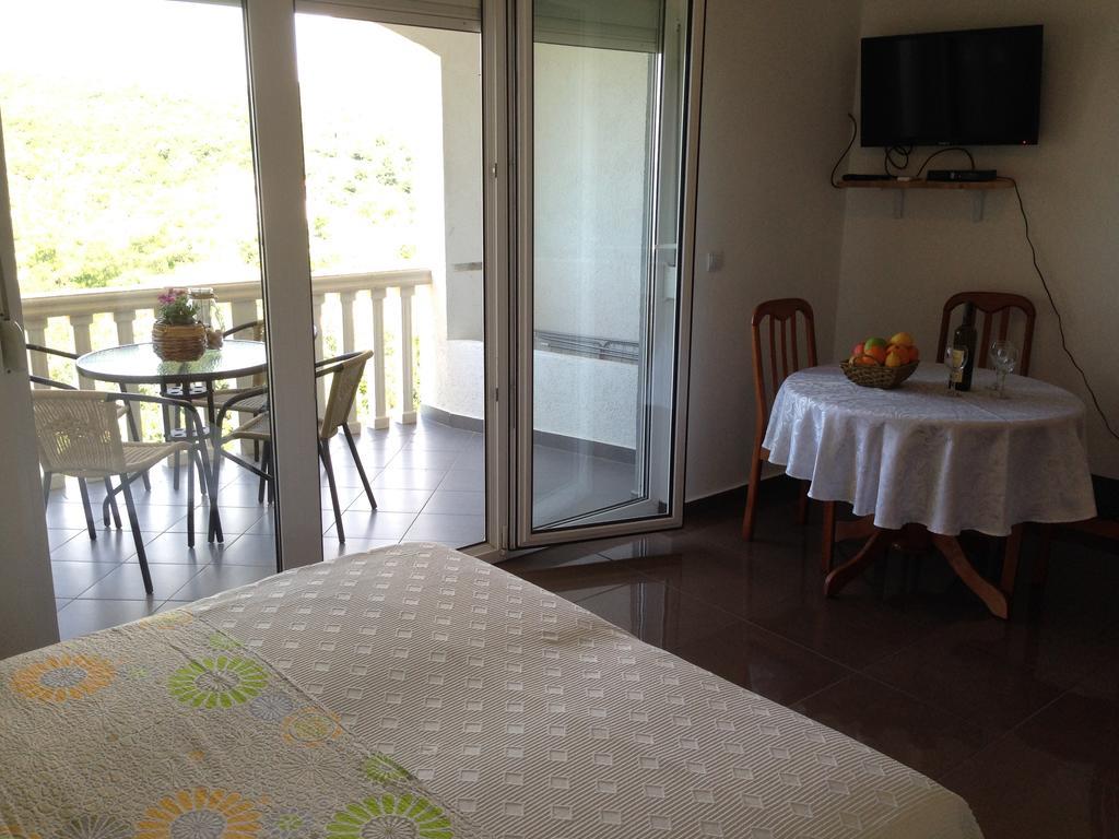 Apartmani Lazarevic Luštica Kültér fotó