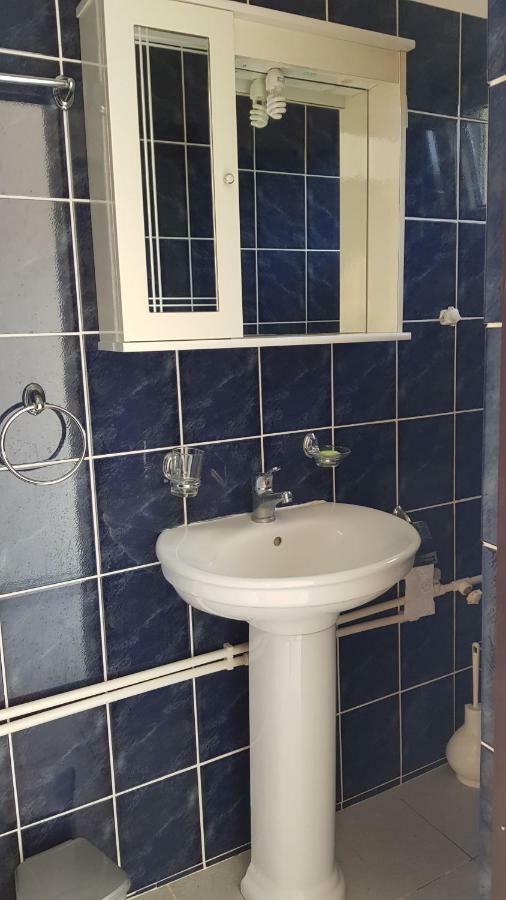 Apartmani Lazarevic Luštica Kültér fotó
