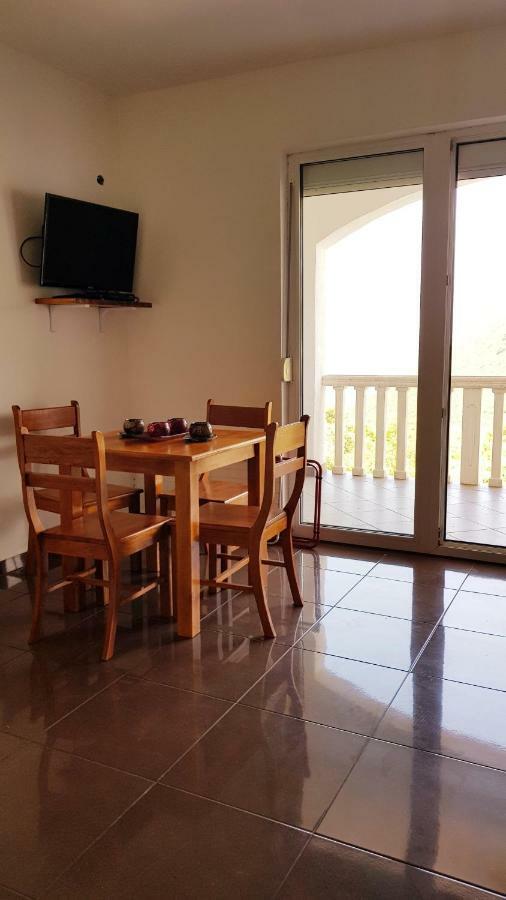 Apartmani Lazarevic Luštica Kültér fotó
