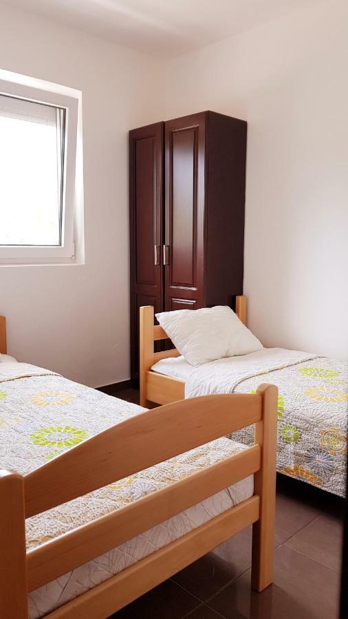 Apartmani Lazarevic Luštica Kültér fotó